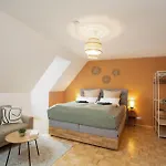 Desert Dune - Historic Center With Elevator & Free Parking By Hero Homes *